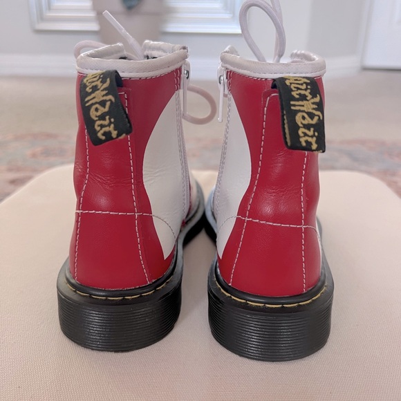 Special edition Dr marten’s delaney hearts in great condition! Worn twice - Picture 3 of 7